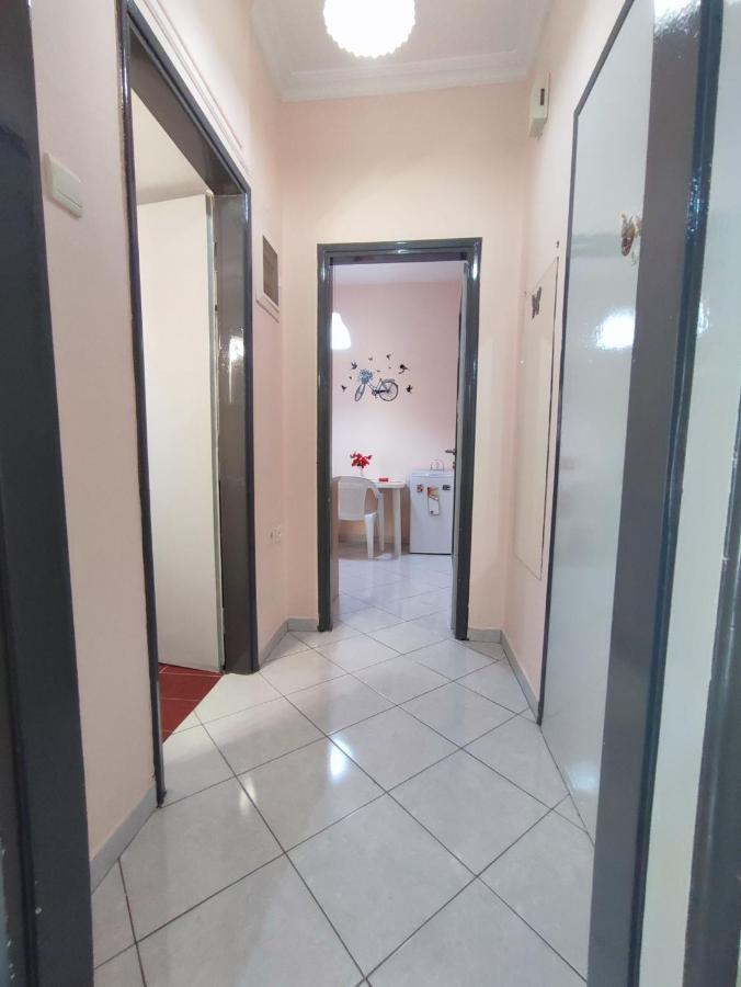 Victoria'S Apartment Kavala Bagian luar foto