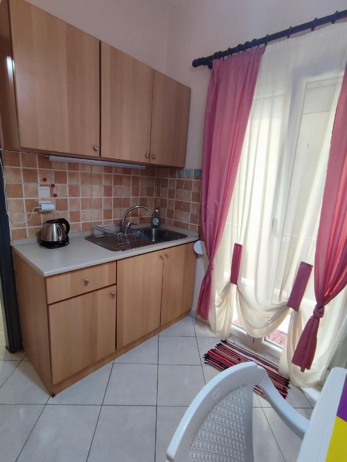 Victoria'S Apartment Kavala Bagian luar foto